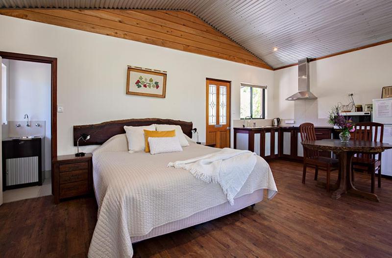 Silversprings Spa Retreat Pet Friendly Cottages And Glampings Metricup Esterno foto